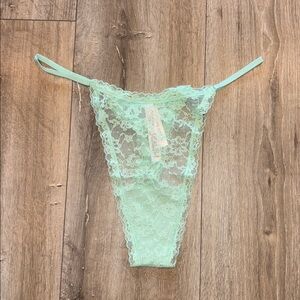 Victoria’s Secret Lace Thong Panty